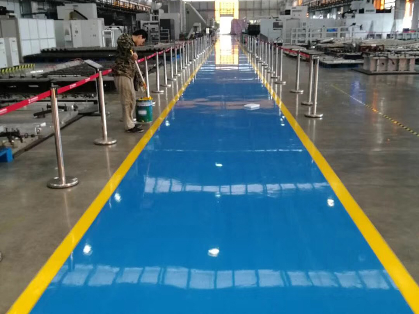 環(huán)氧自流平地坪 