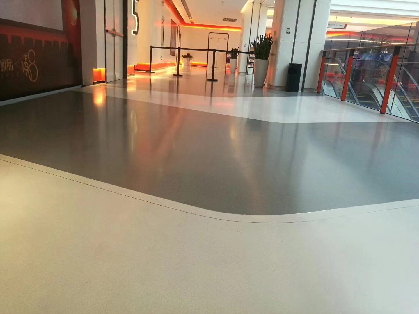 環(huán)氧磨石地坪 